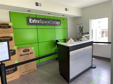 Extra Space Storage 